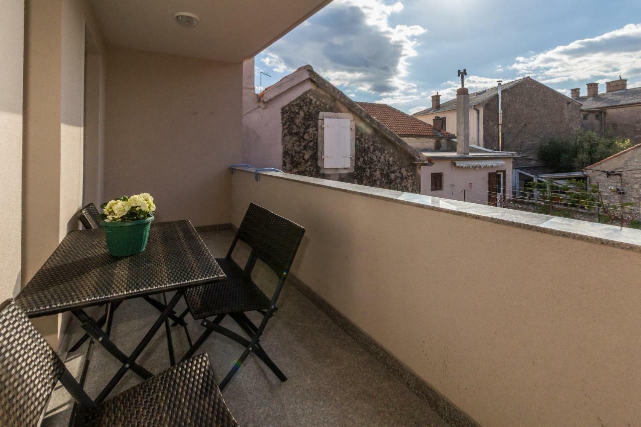 App Joly In Center Old Town Διαμέρισμα Biograd Na Moru Εξωτερικό φωτογραφία